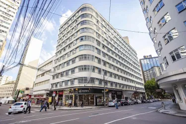 Loja para locacao no Centro em Curitiba com 88,5m² por R$ 5.800,00